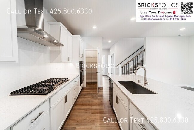 Building Photo - Exact home you need in Marysville!