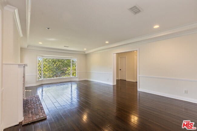 Building Photo - 11339 Thurston Pl