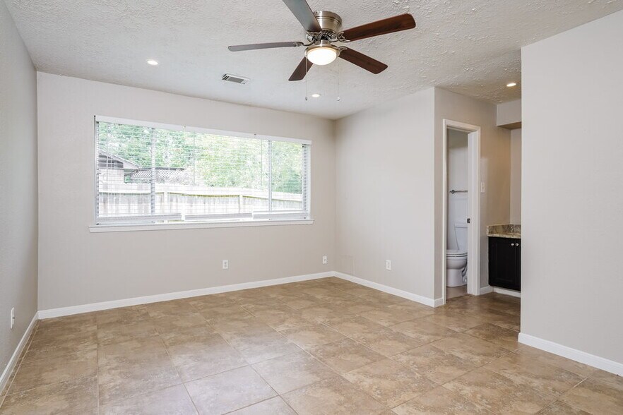 Building Photo - 518 Magnolia Bend St