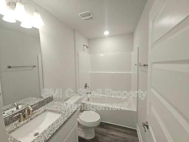 Building Photo - 12115 Emerald Heights Ln