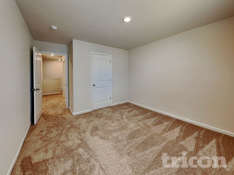 Building Photo - 150 Parkers Gate Dr