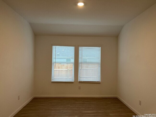 Building Photo - 446 Fairy Duster Dr
