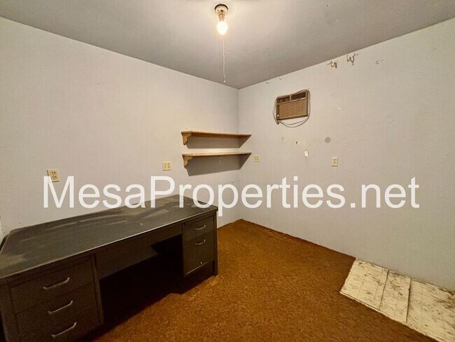 Building Photo - 9964 Arroyo Ave