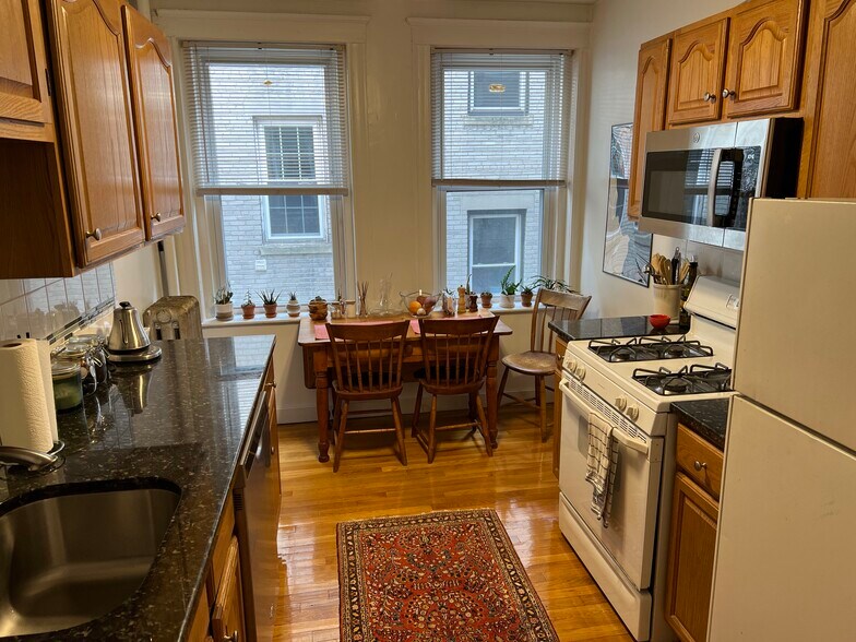 Building Photo - 1750 Commonwealth Ave