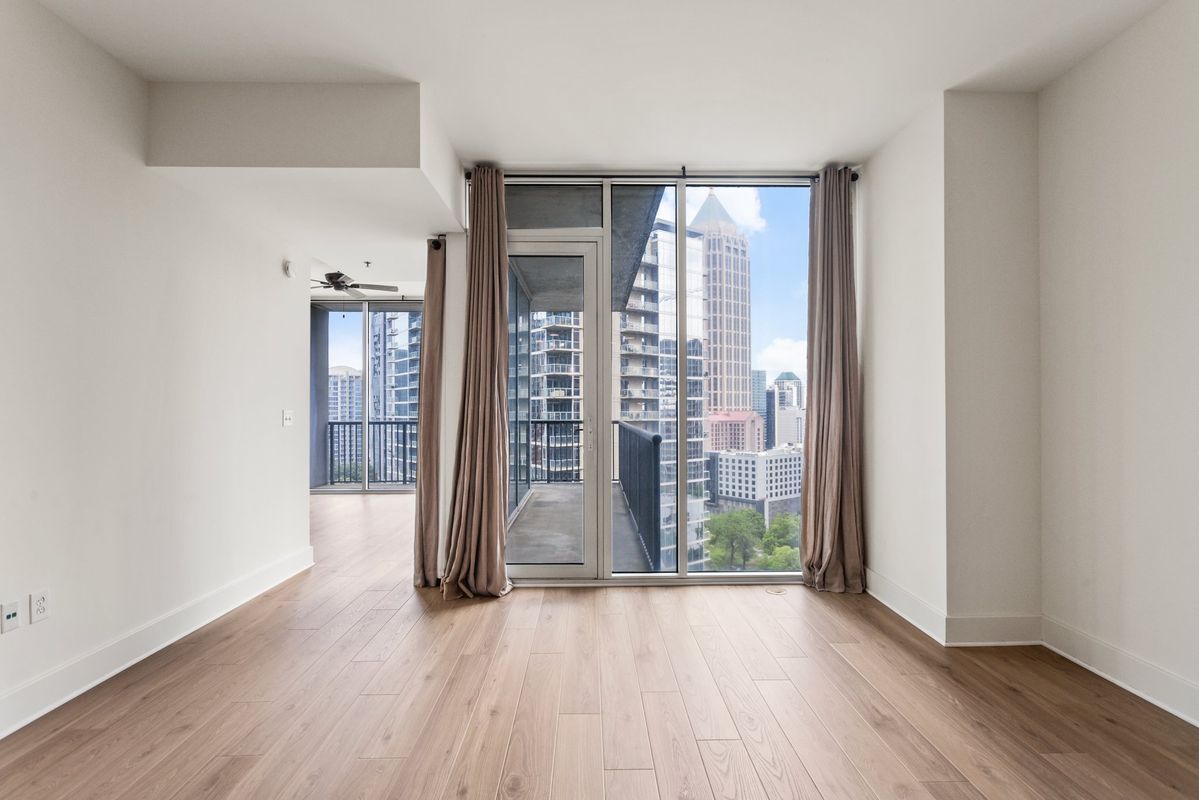 Building Photo - 1080 Peachtree St NE