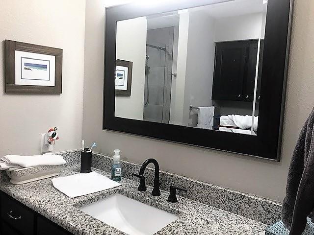 Building Photo - 425 Sunnybrook Ct