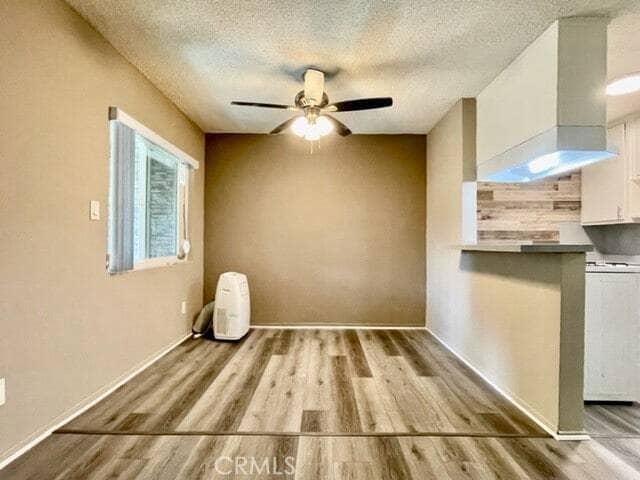 Building Photo - 12425 Harris Ave