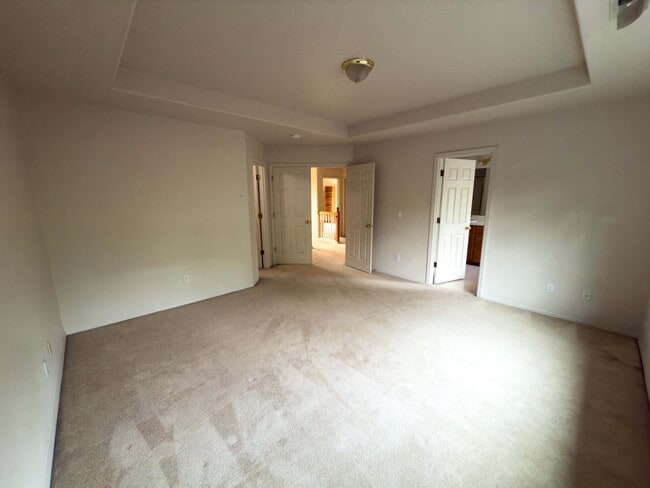Building Photo - 4630 NW White Mountain Terrace