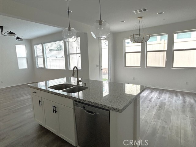 Building Photo - 4170 Powell Wy