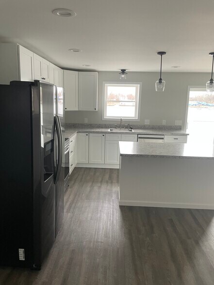Island - 27665 Water St