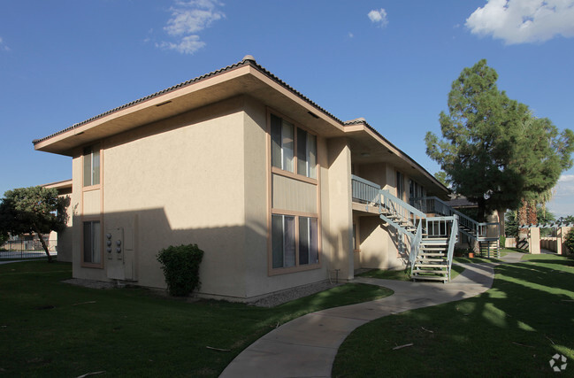 Building Photo - Gallery Apartments