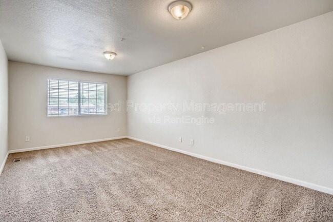 Building Photo - 172 S Cody St