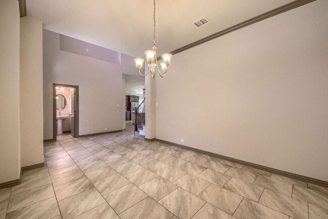 Building Photo - ****Go Big, Then Come Home to Comfort and Style!****