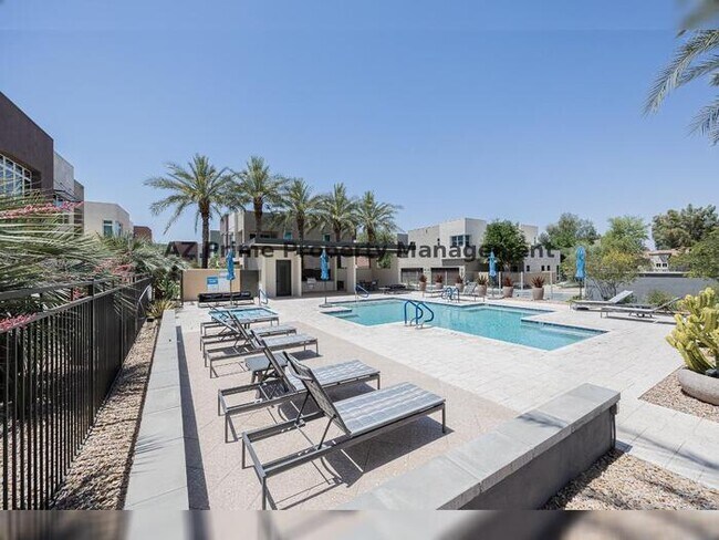 Building Photo - 9001 E San Victor Dr