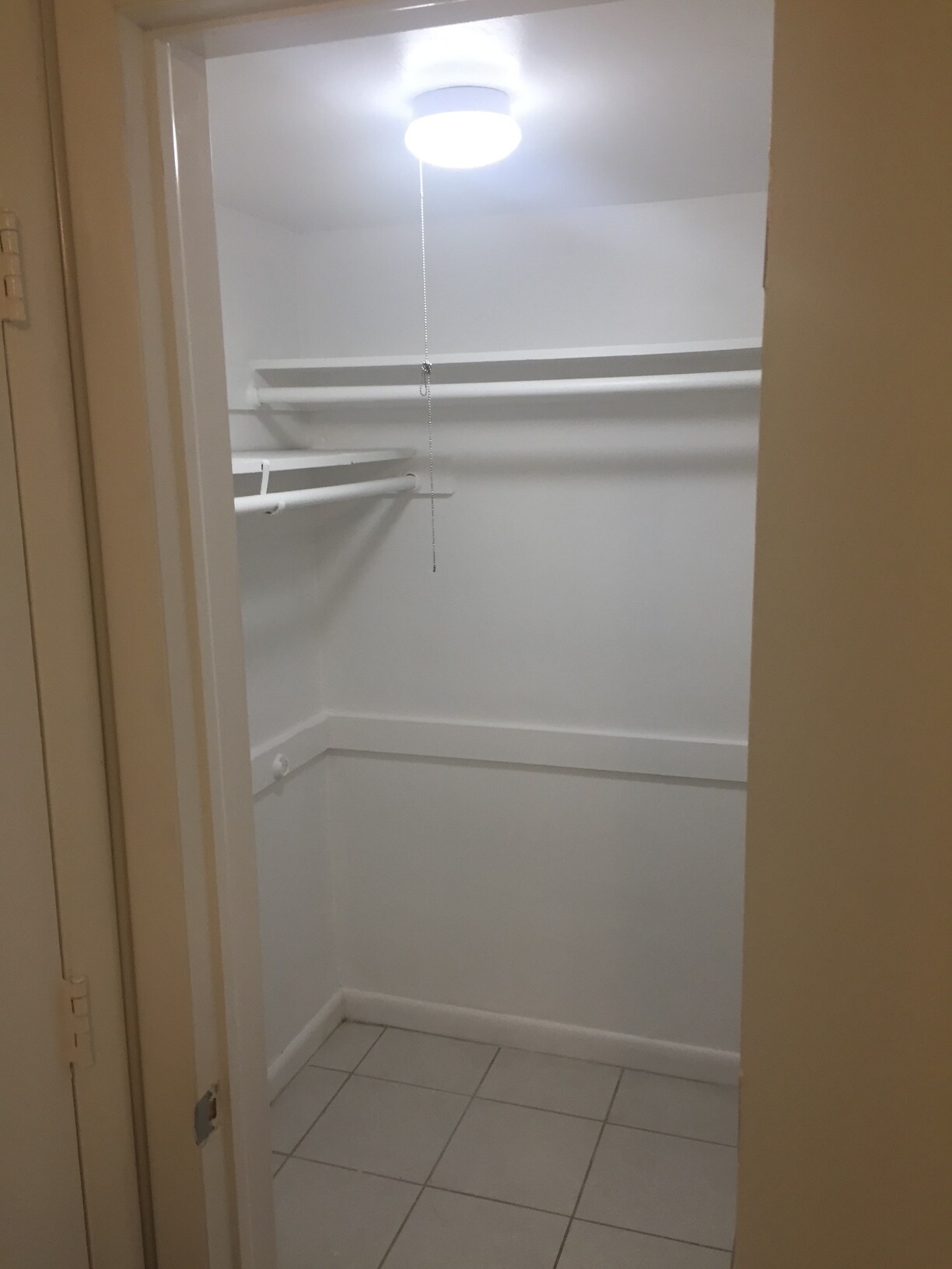 Building Photo - 2045 NE 24th Ave