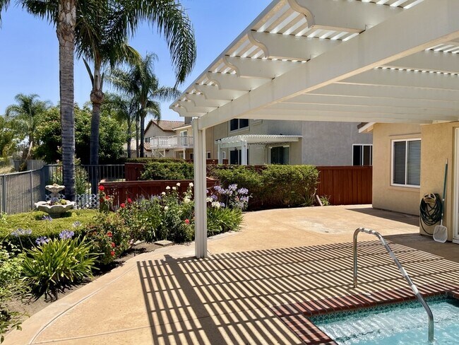 Building Photo - 30962 Crystalaire Dr