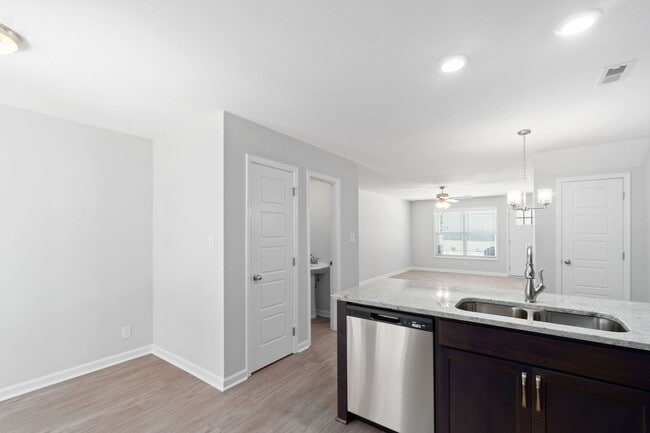 Building Photo - Nautilus Landing Luxury Townhouse