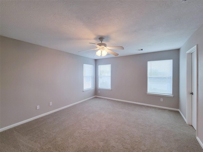 Building Photo - 20759 Cypress Crescent Ln