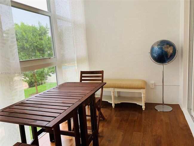 Building Photo - 1481 S Ocean Blvd