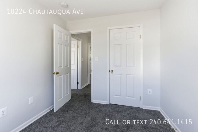 Building Photo - 10224 Chautauqua Ave