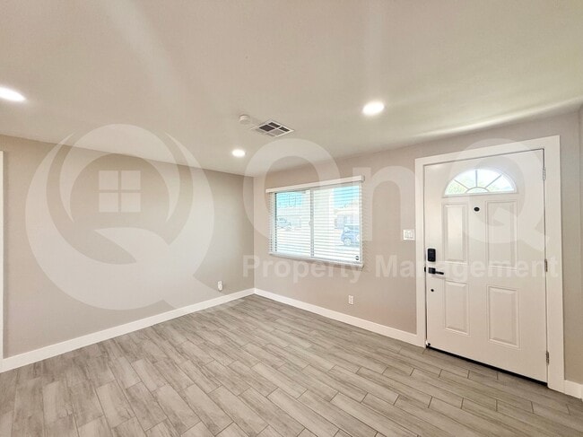 Building Photo - 13214 N 42nd St