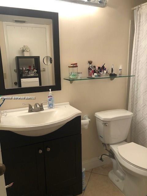 Building Photo - 1063 Coral Club Dr