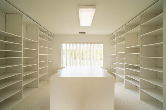 Building Photo - 75810 Altamira Dr