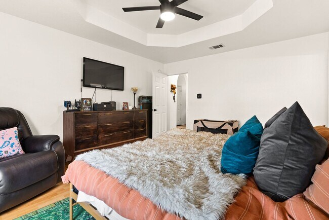 Building Photo - 4129 Fawn Dr