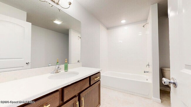 Building Photo - 778 Carlsbad Dr