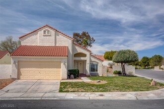 Building Photo - 3229 Canyon Lake Dr
