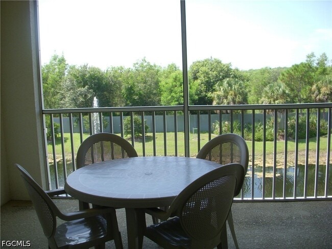 Building Photo - 11021 Gulf Reflections Drive