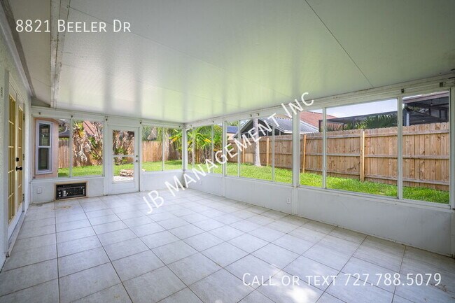 Building Photo - 8821 Beeler Dr