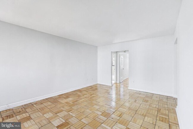 Building Photo - 1726 N Quinn St