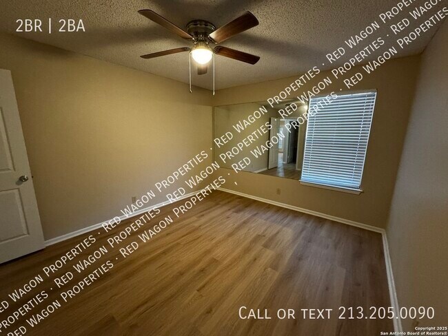 Building Photo - 10955 Wurzbach Rd