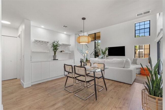 Building Photo - 376 Prestwick Cir