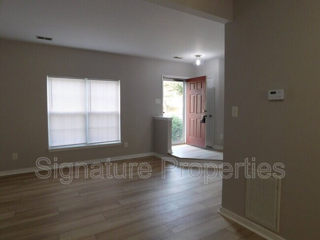 Building Photo - 7907 Cottesmore Terrace