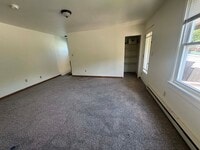 Building Photo - 13825 Maple Tree Ln SW