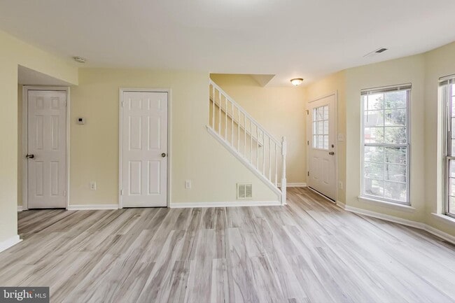 Building Photo - 18032 Olde Port Ln