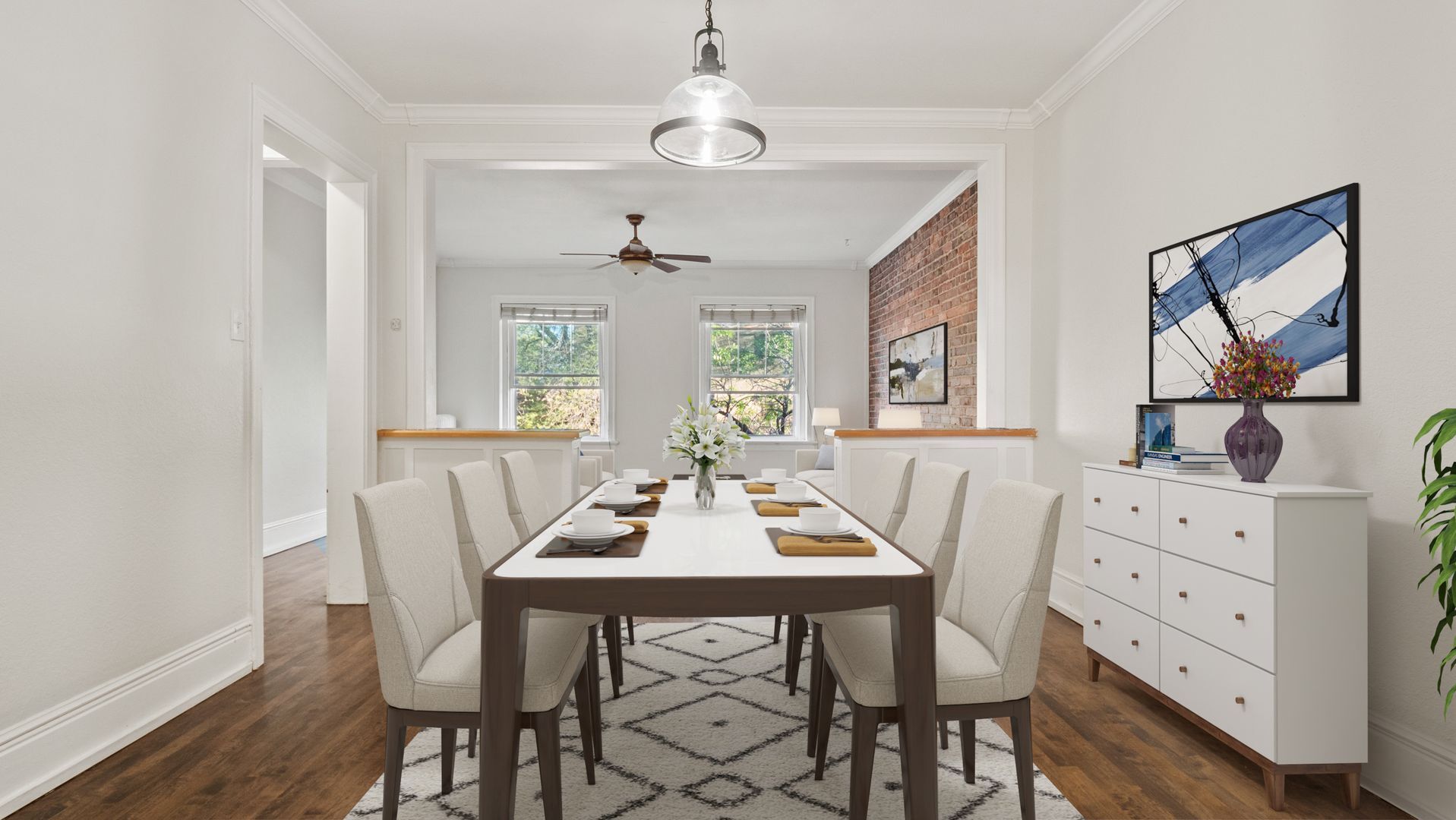 Building Photo - 541 E 14th Ave