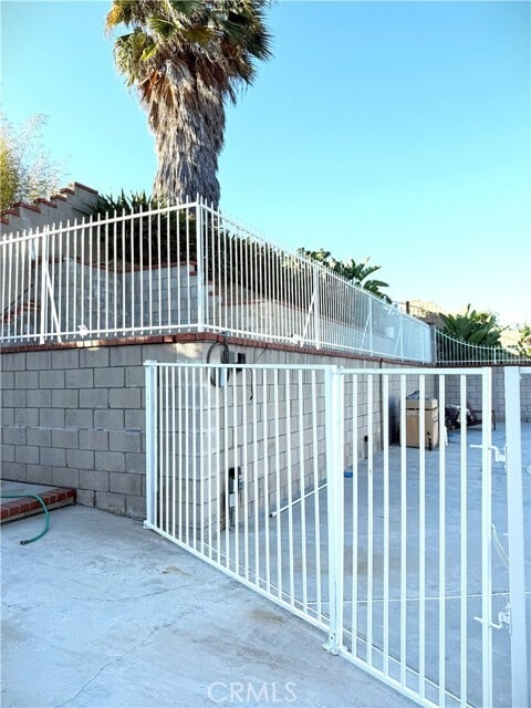 Building Photo - 912 W Alfred Pl
