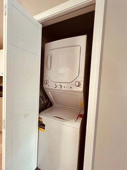 In Unit Laundry - 144 Yorkshire St
