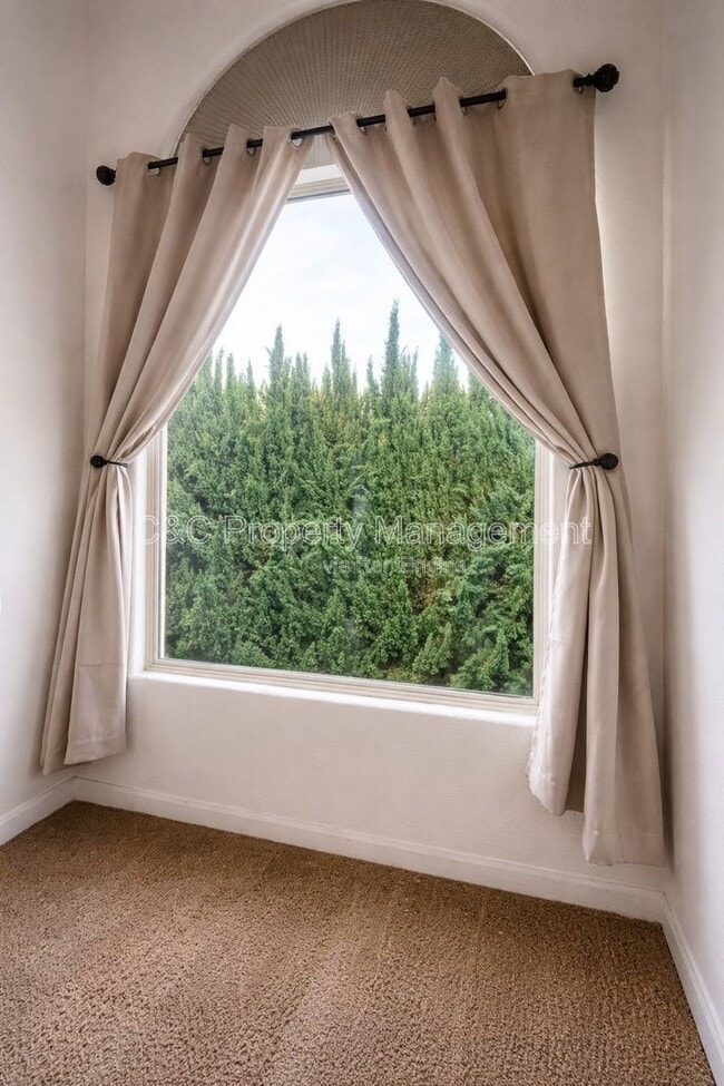 Building Photo - 25106 Angelina Ln