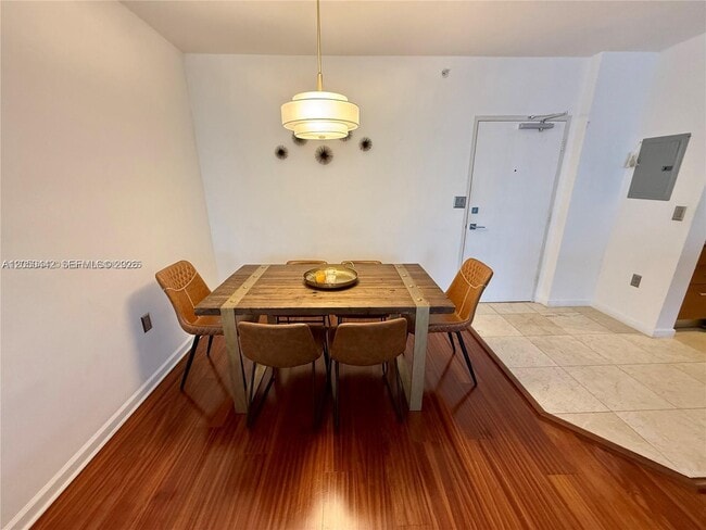 Building Photo - 10275 Collins Ave