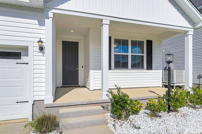 Building Photo - Beautiful Ranch Style Home in Foxbank