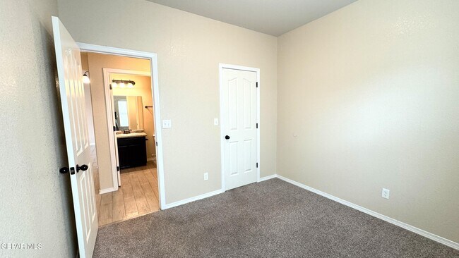 Building Photo - 14753 Oldenberg Ct