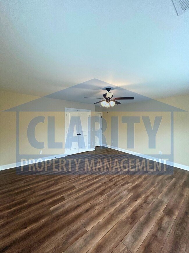 Building Photo - *Brand New* 4 bedroom home!