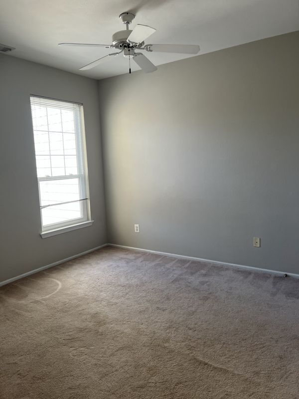 Building Photo - 1530 Spring Gate Dr.