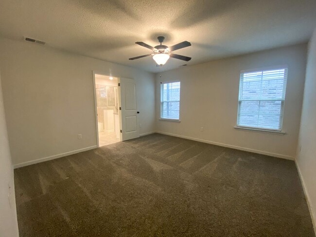 Building Photo - 4 bed, 3 bath built in 2021 in Somerville
