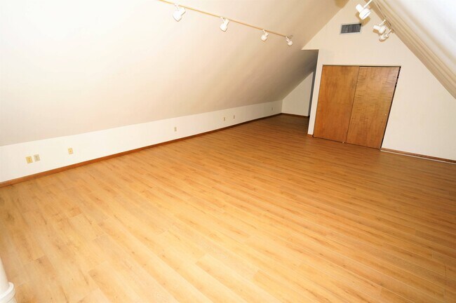 Living Room - Wellesley Place