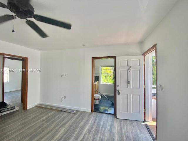 Building Photo - 830 W 40th St